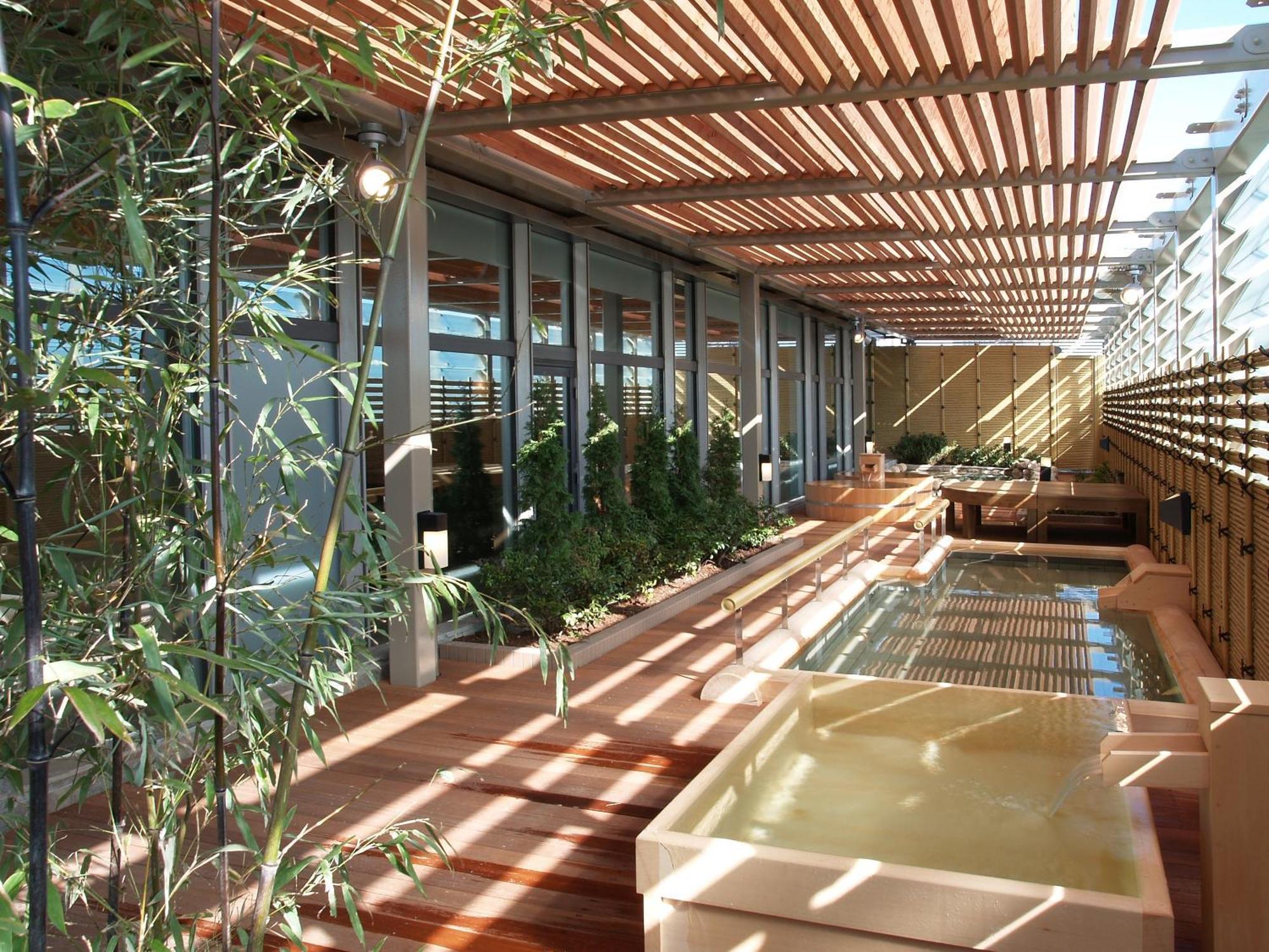 Apa Hotel & Resort Tokyo Bay Makuhari Chiba Esterno foto